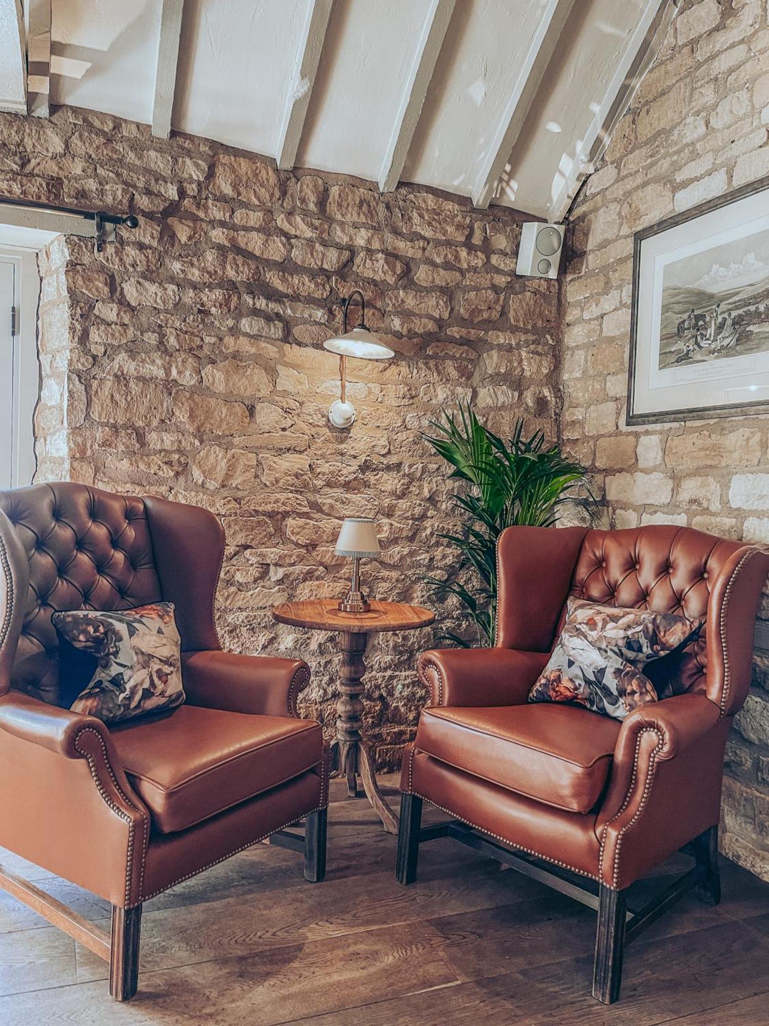Dormy House Hotel Broadway  Bagian luar foto